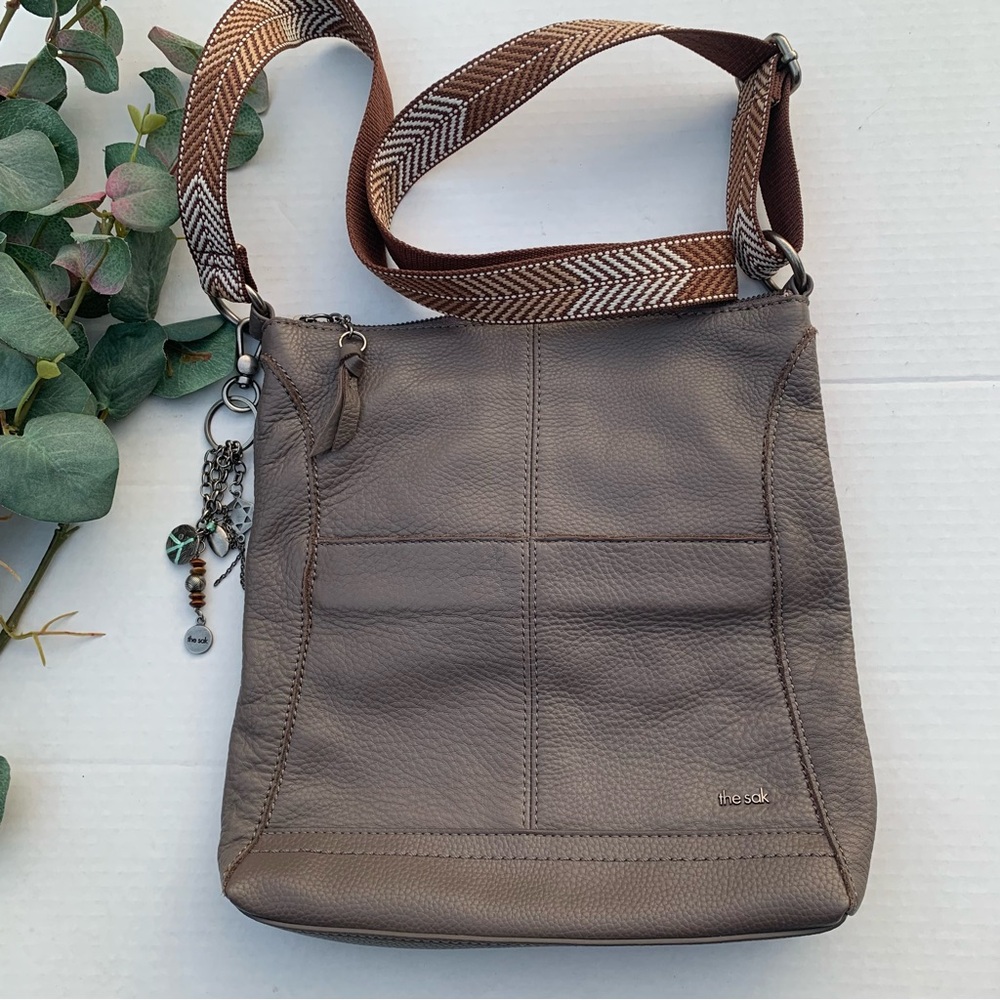 The Sak Lucia Crossbody Bag w/Neva Large Card Wallet in Mushroom & Indigo Block - Picture 2 of 12